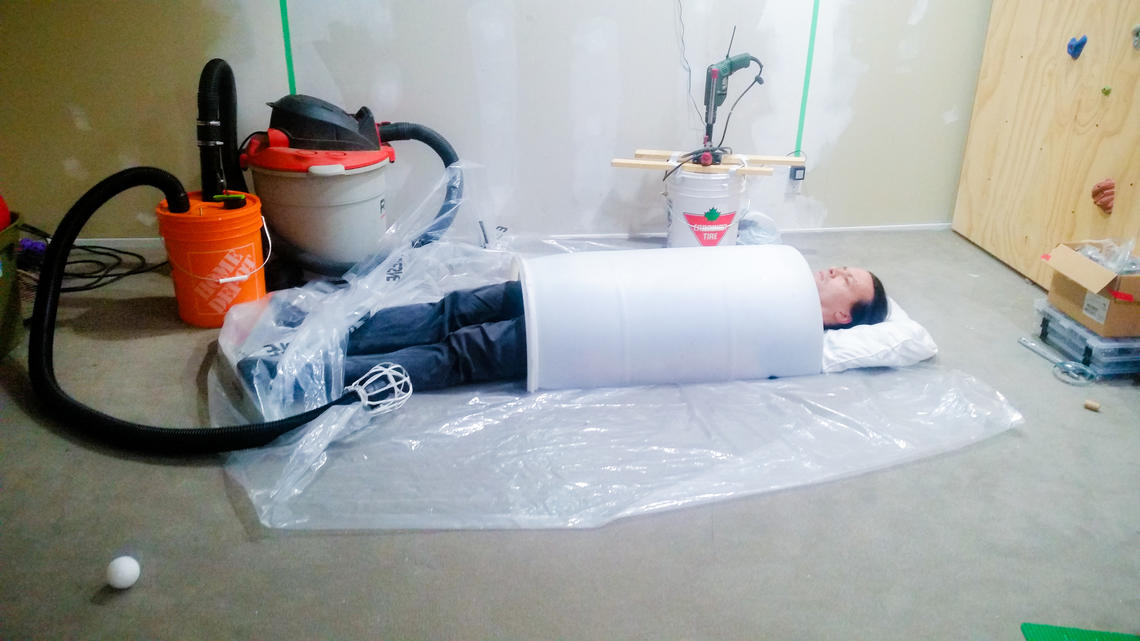 If you wanted to bring the chamber up to the face to keep the upper airway inside it, there's room for that