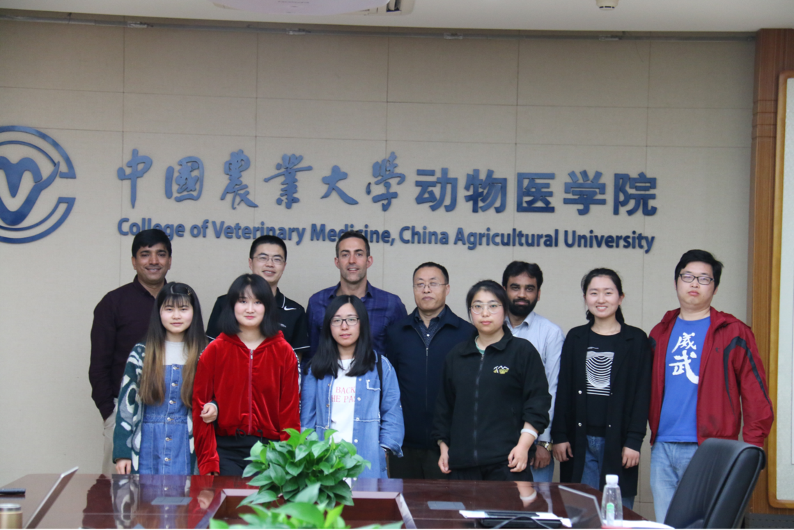 Drs. Herman Barkema, Eduardo Cobo and their team partnered with the China Agricultural University for research, education and capacity development activities in the area of antimicrobial resistance 