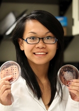 Linh Lam, Lab Assistant